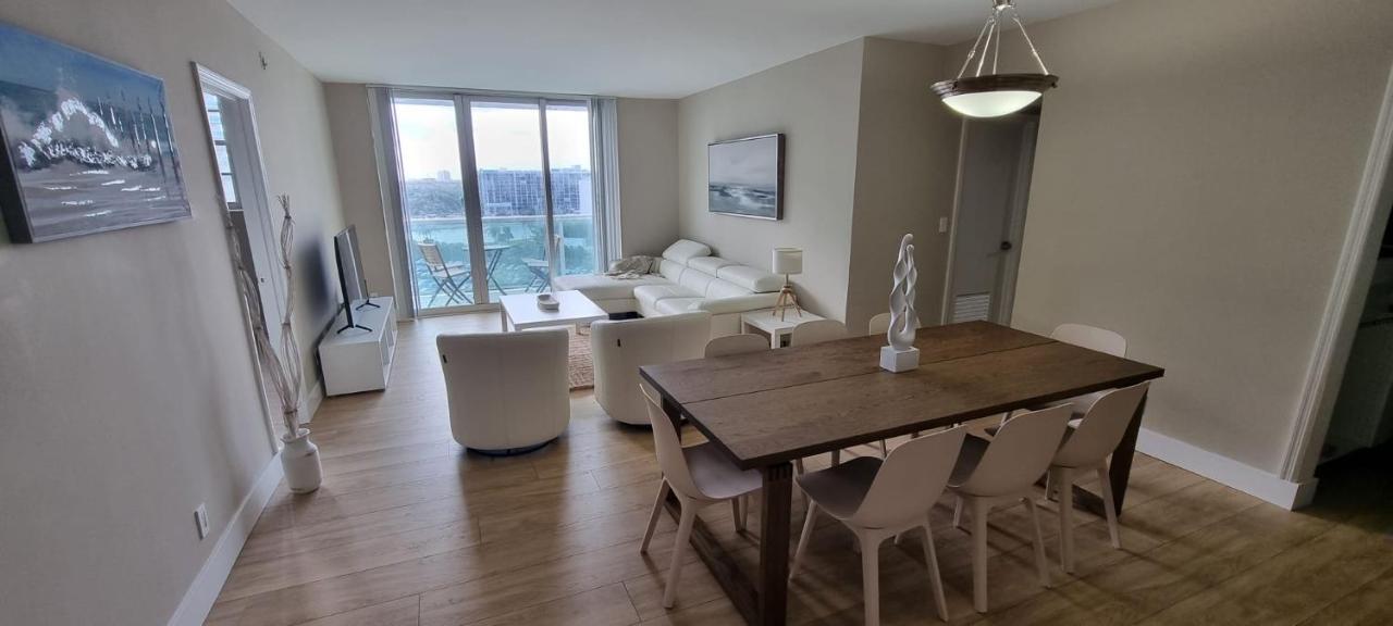 New Luxury Apartment 2Br 2Ba Direct Beach Access 할리우드 외부 사진