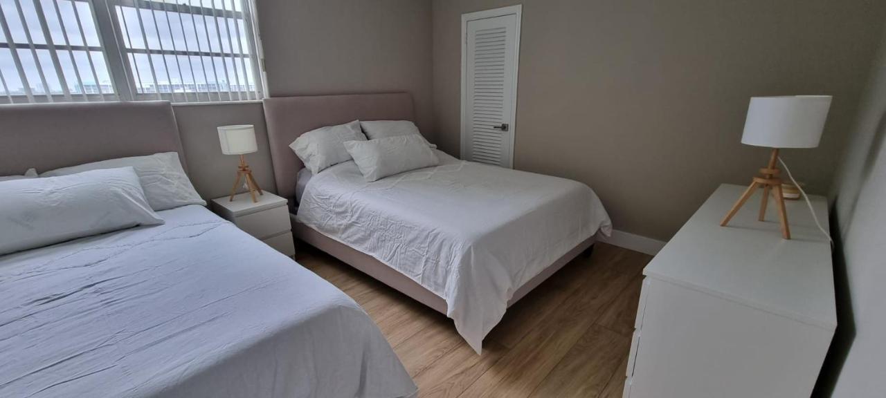 New Luxury Apartment 2Br 2Ba Direct Beach Access 할리우드 외부 사진