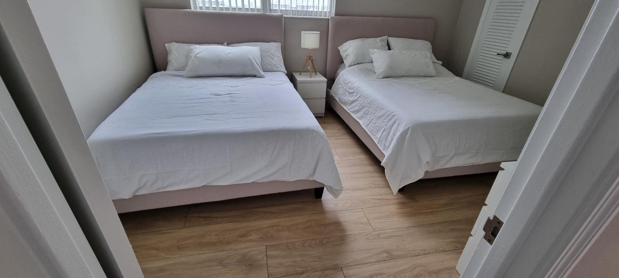 New Luxury Apartment 2Br 2Ba Direct Beach Access 할리우드 외부 사진
